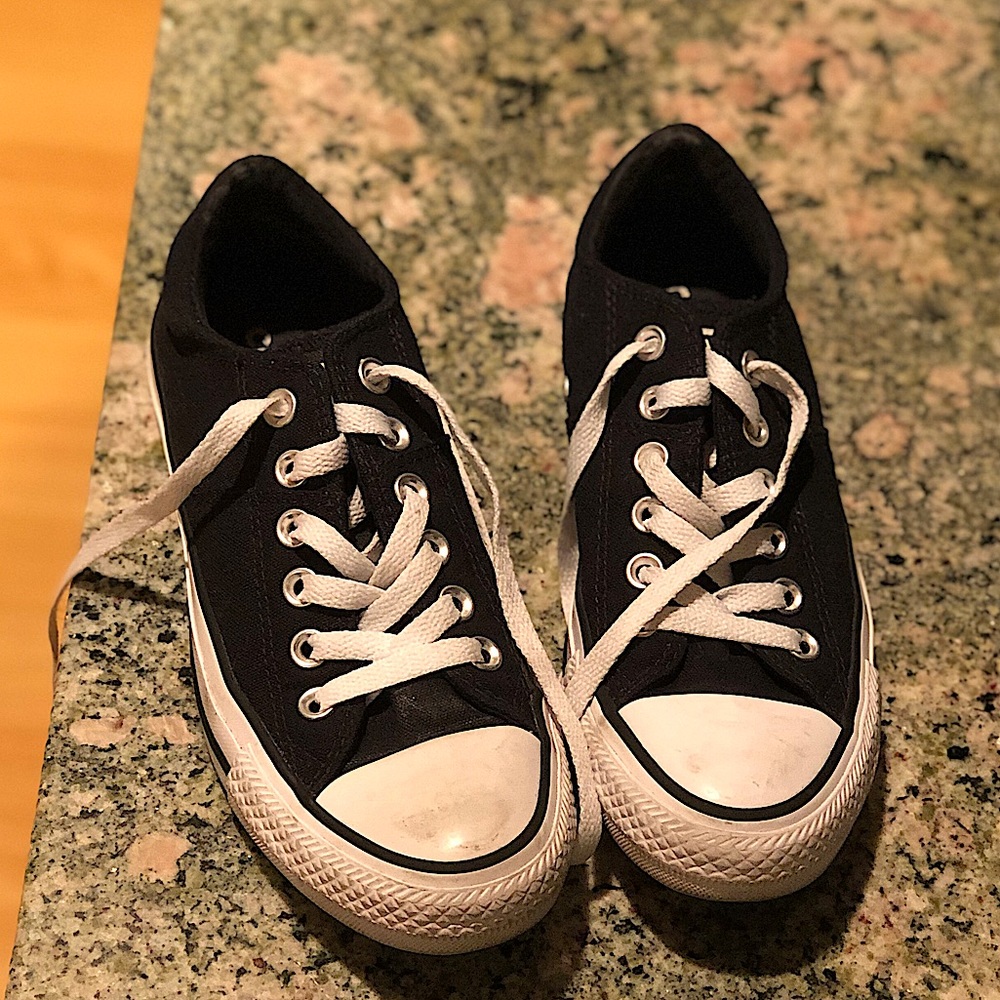 Converse All Stars Chucks, black, size 6.5 - very good lightly used condition